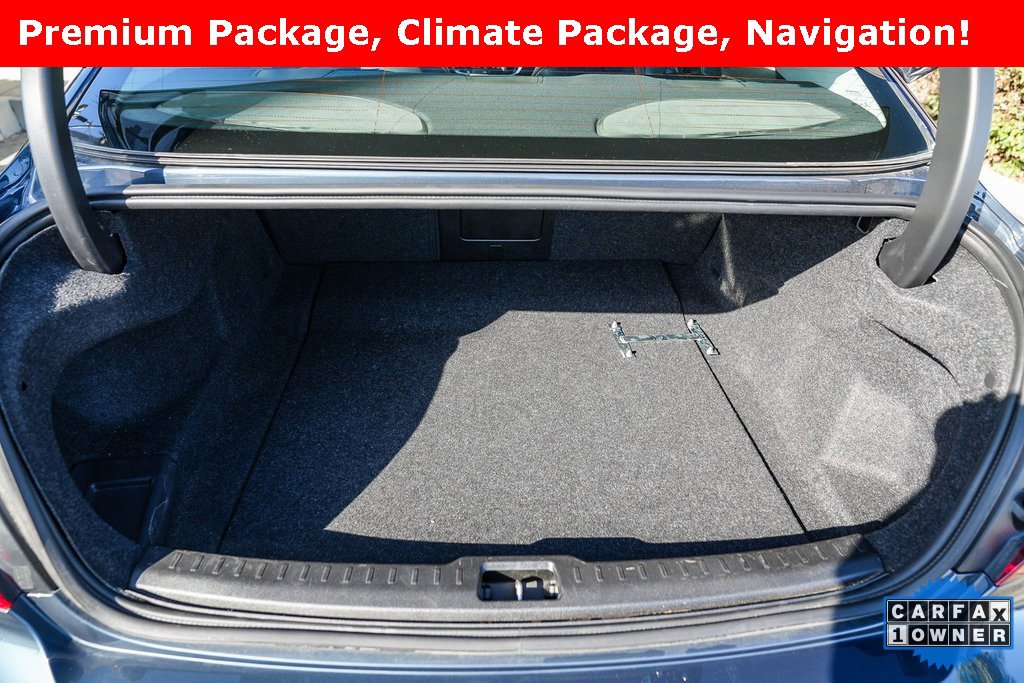 Used 2022 Volvo S60 B5 Momentum image 24