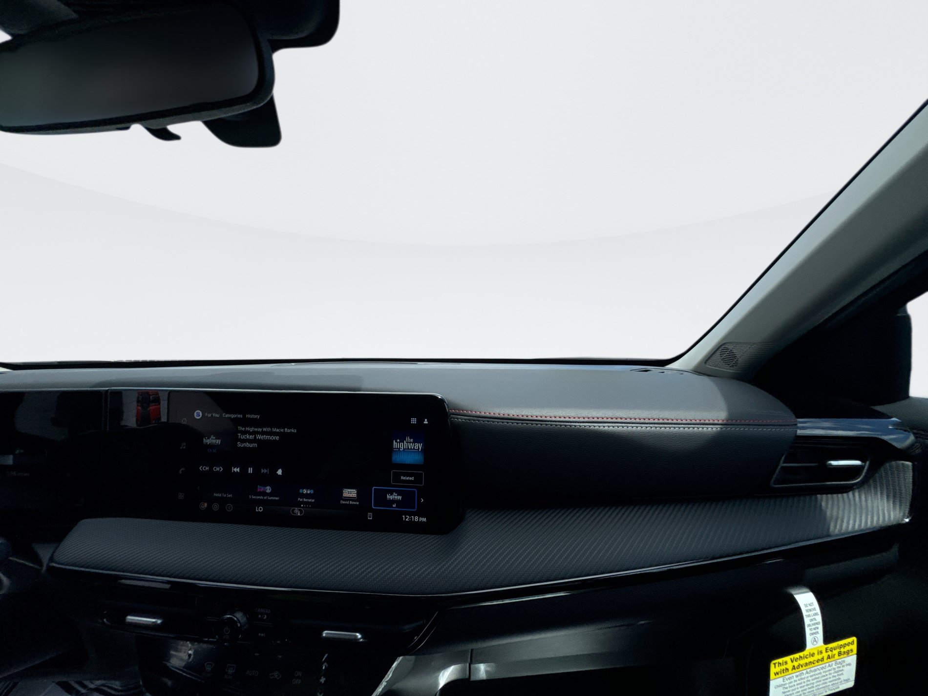 New 2027 Nissan Kicks SR FWD image 17