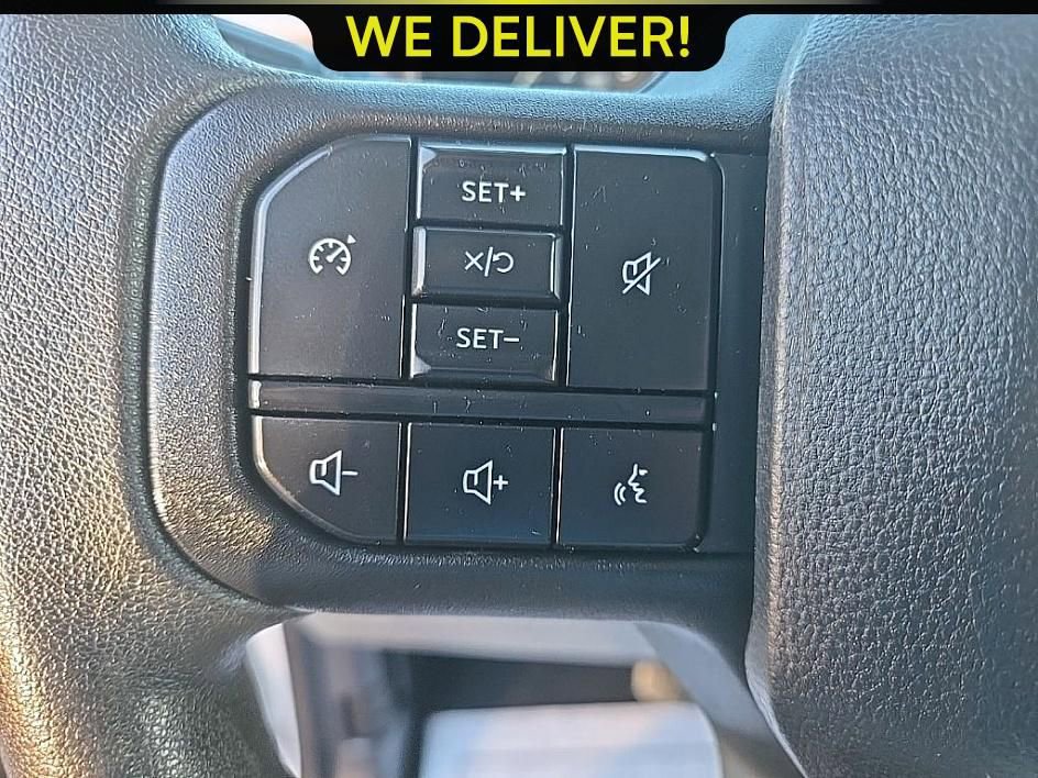 Used 2024 Ford F350 XLT AWD/4WD image 11