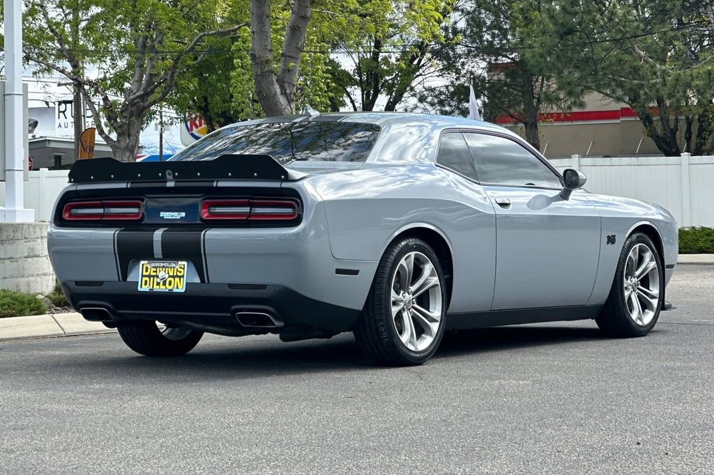 Used 2020 Dodge Challenger R/T RWD image 4
