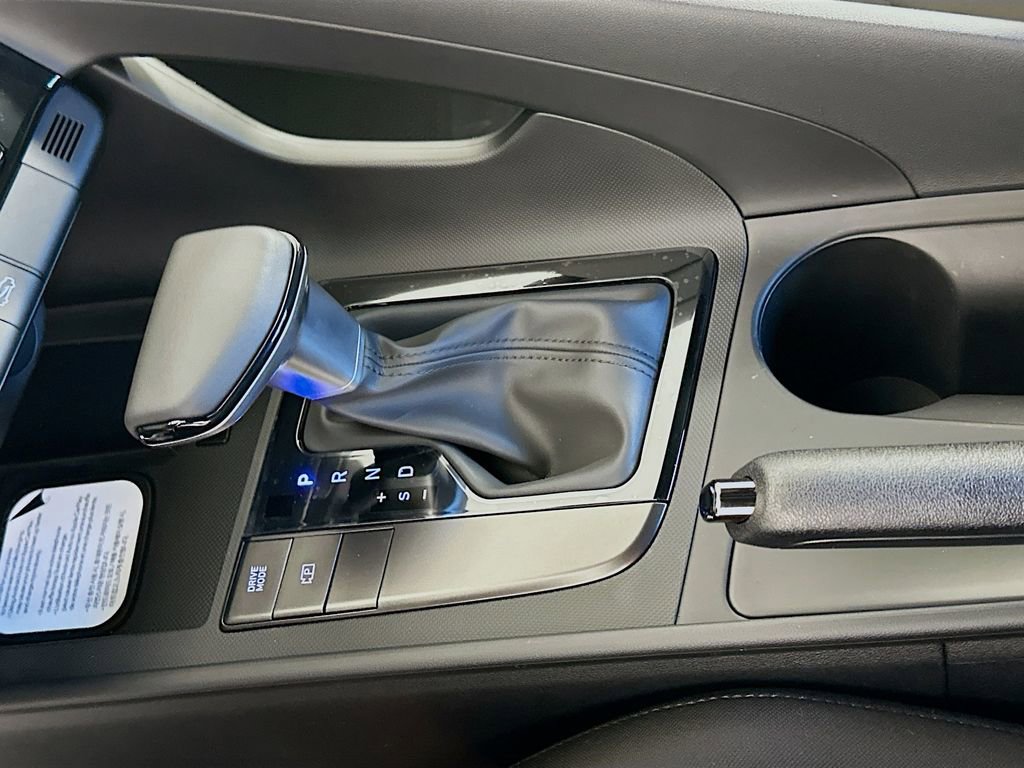 New 2026 Hyundai Elantra Sport w/ Cargo Package image 14