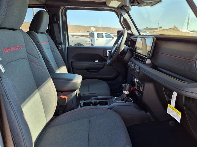 New 2025 Jeep Wrangler Unlimited Rubicon w/ Convenience Group AWD/4WD image 16