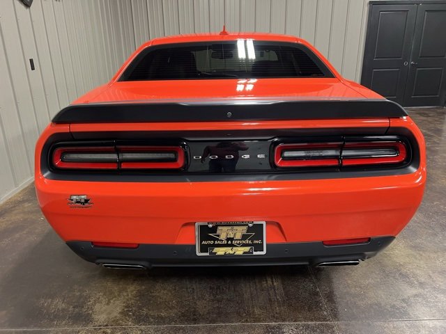 Used 2016 Dodge Challenger R/T Scat Pack image 9