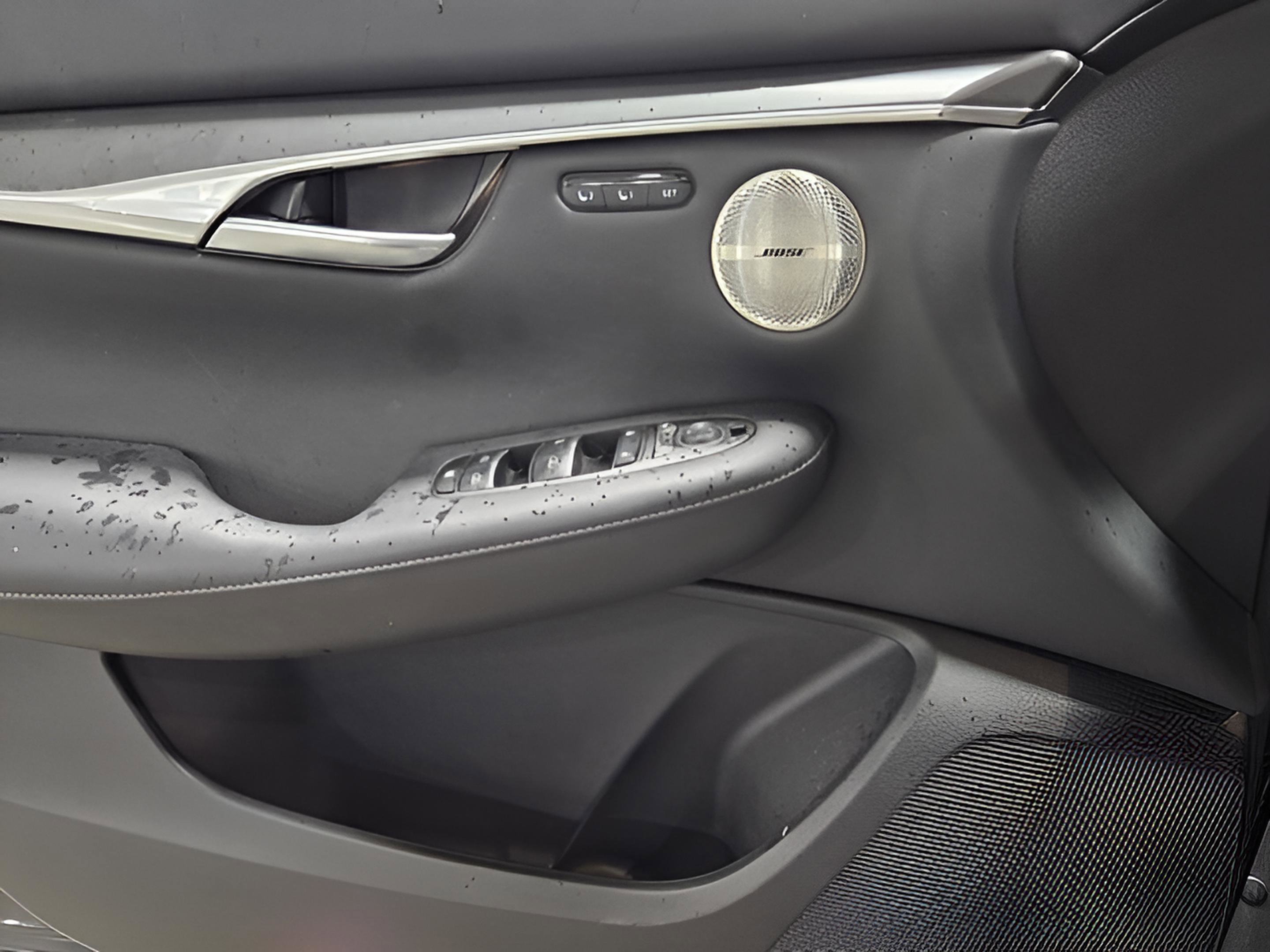 Certified 2025 INFINITI QX50 Luxe w/ Accent Package image 29