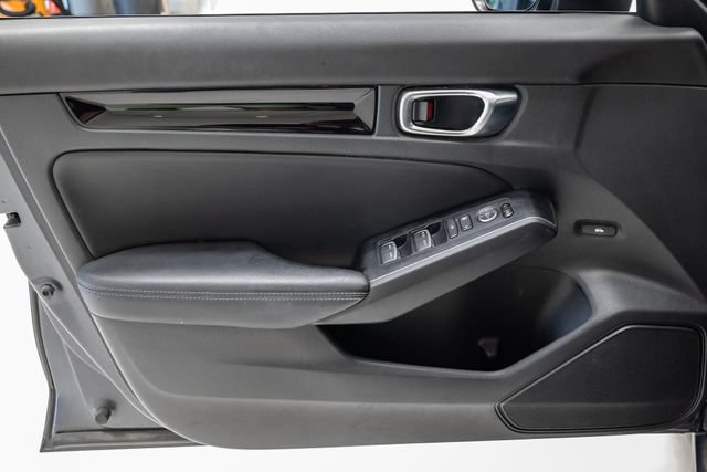 Used 2022 Honda Civic Touring image 8
