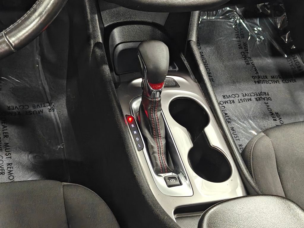 Used 2022 Chevrolet Malibu RS FWD image 8