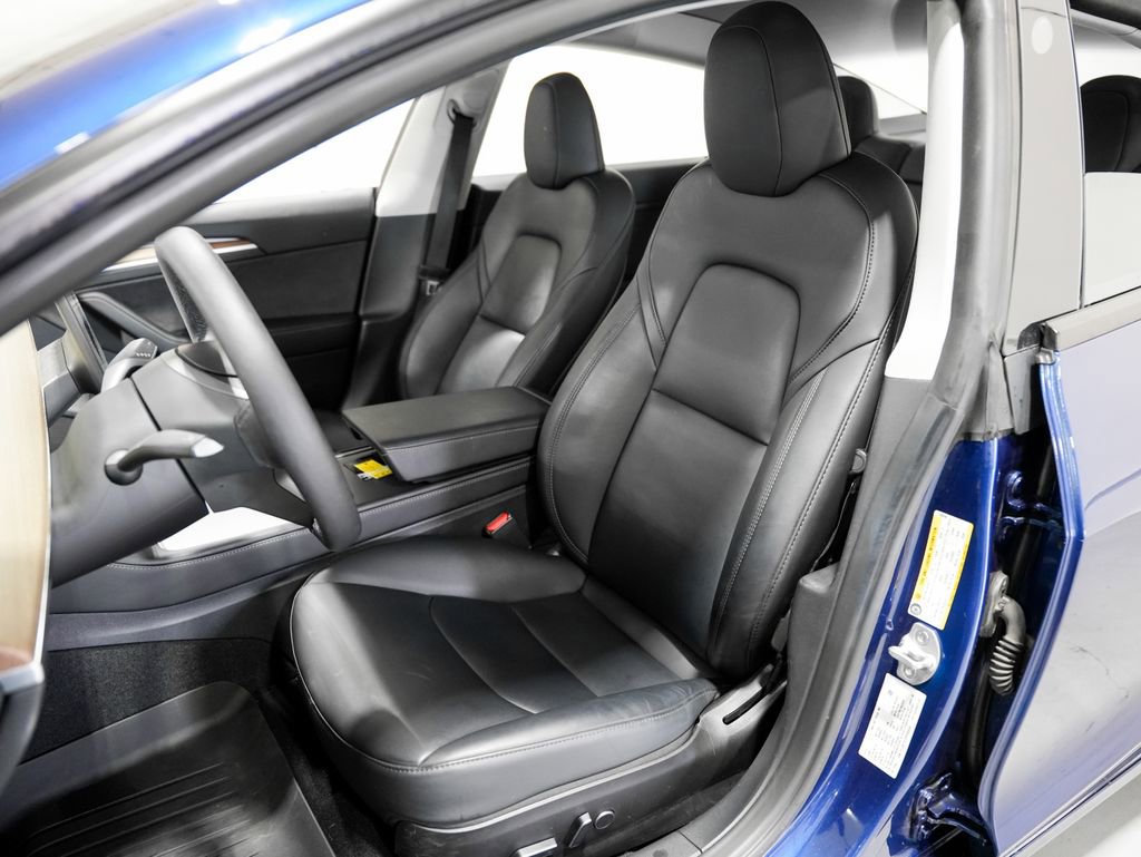 Used 2023 Tesla Model 3 Performance image 9