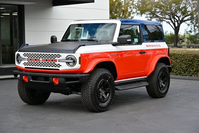 Used 2025 Ford Bronco Stroppe Edition AWD/4WD image 2