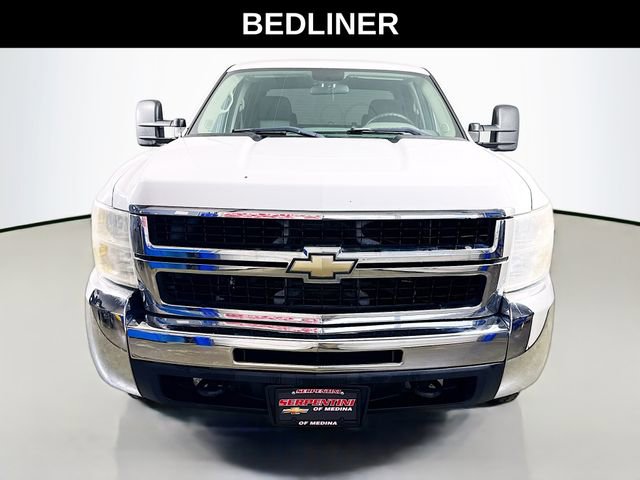 Used 2009 Chevrolet Silverado 3500 W/T AWD/4WD image 4