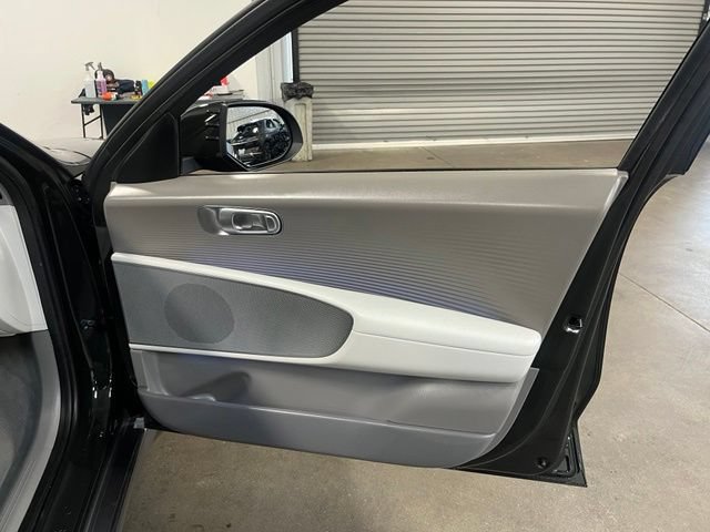 Used 2023 Hyundai Ioniq 6 SEL RWD image 13