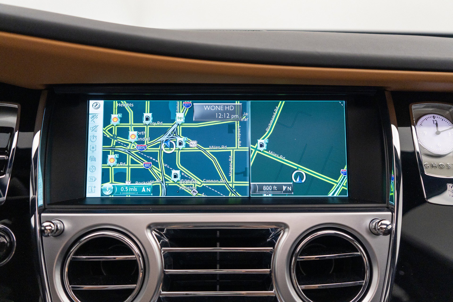 Used 2017 Rolls-Royce Ghost Extended Wheelbase image 17