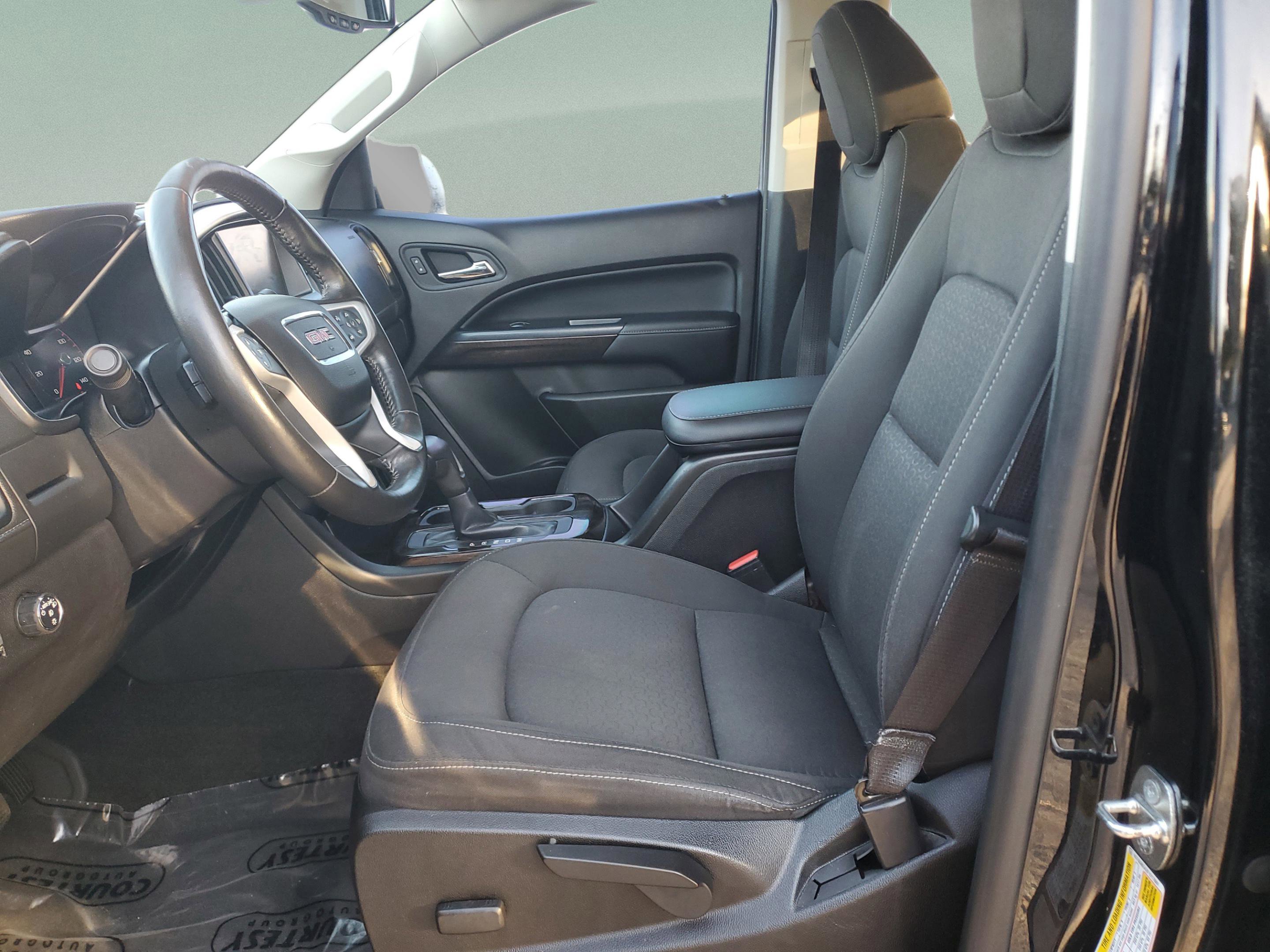 Used 2015 GMC Canyon SLE w/ SLE Convenience Package image 20