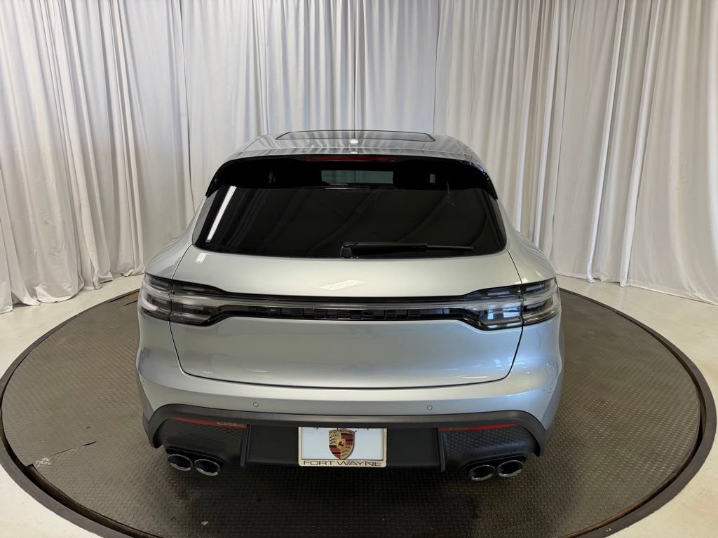 Certified 2026 Porsche Macan AWD/4WD image 29