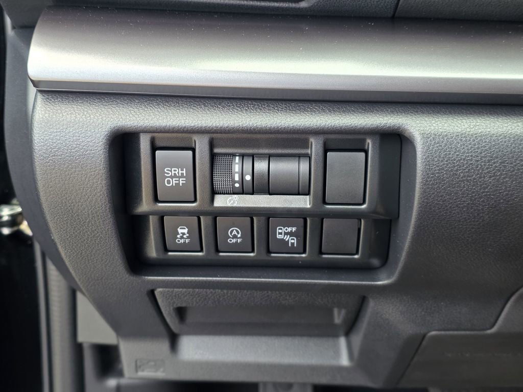 Used 2023 Subaru Crosstrek 2.5i Limited w/ Moonroof Package AWD/4WD image 22