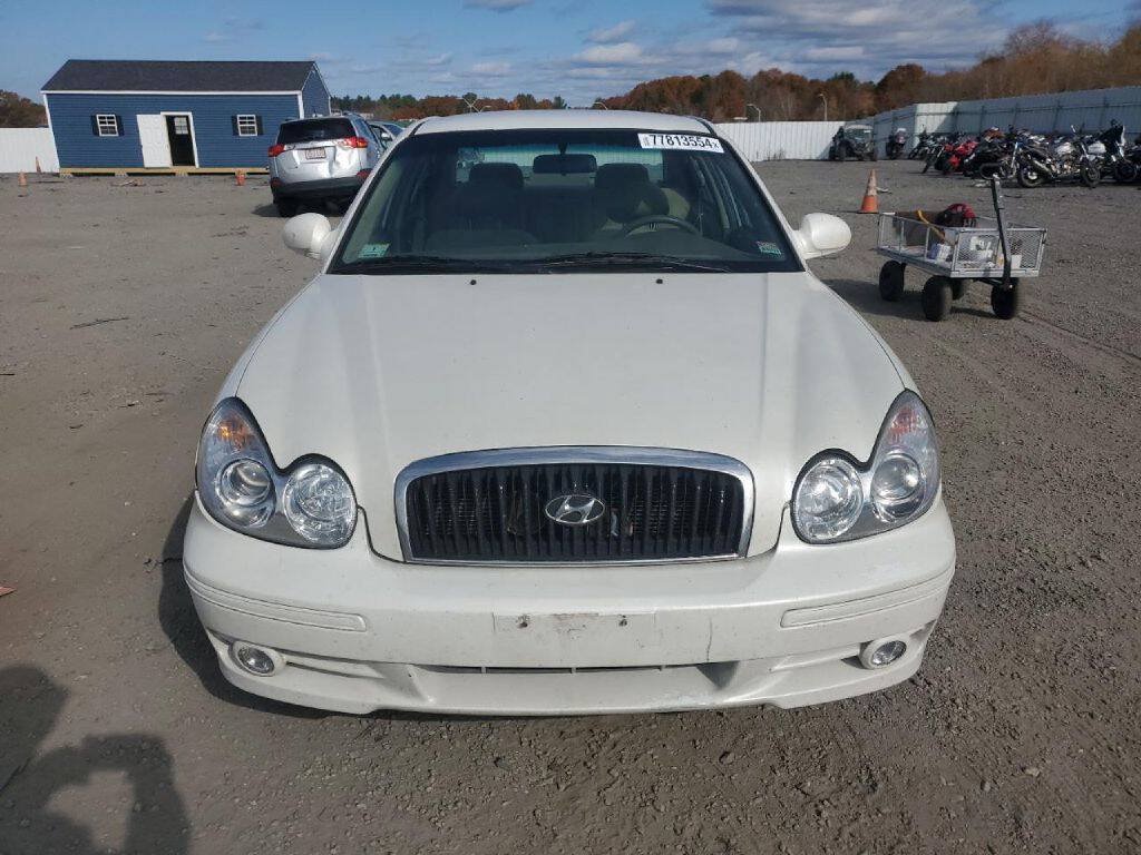 Used 2004 Hyundai Sonata GLS FWD image 2