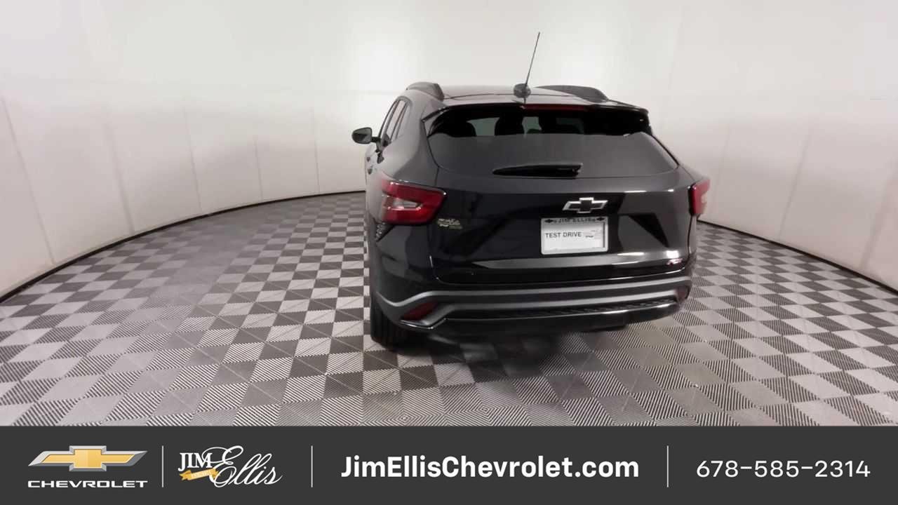 Certified 2025 Chevrolet Trax RS w/ Sunroof Package FWD image 7
