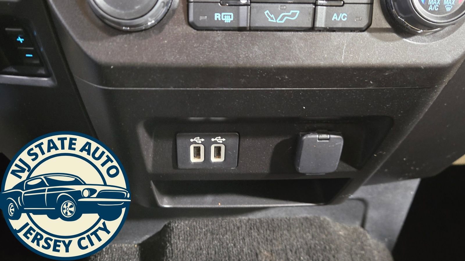 Used 2019 Ford F150 XLT w/ Equipment Group 302A Luxury image 21