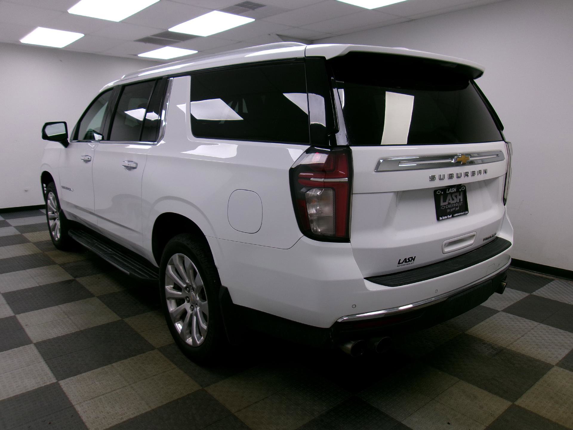 Used 2021 Chevrolet Suburban Premier image 2