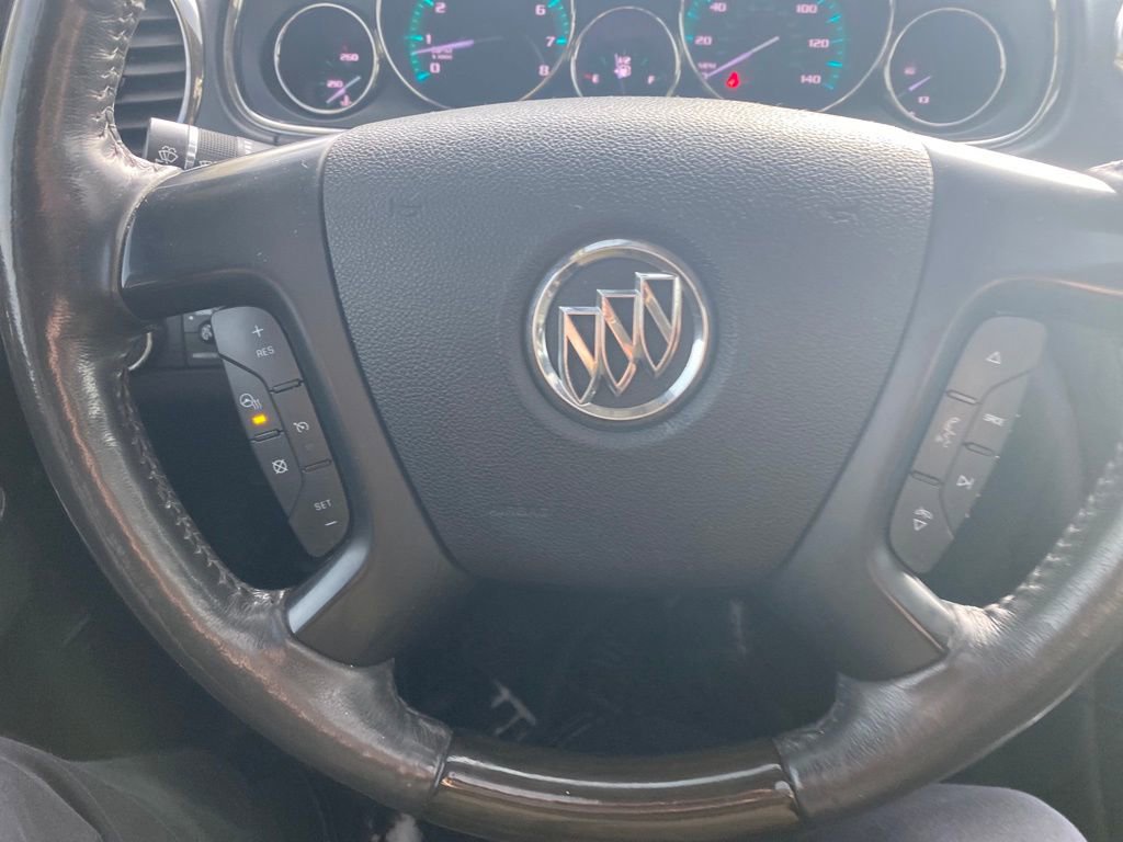 Used 2015 Buick Enclave Leather image 16