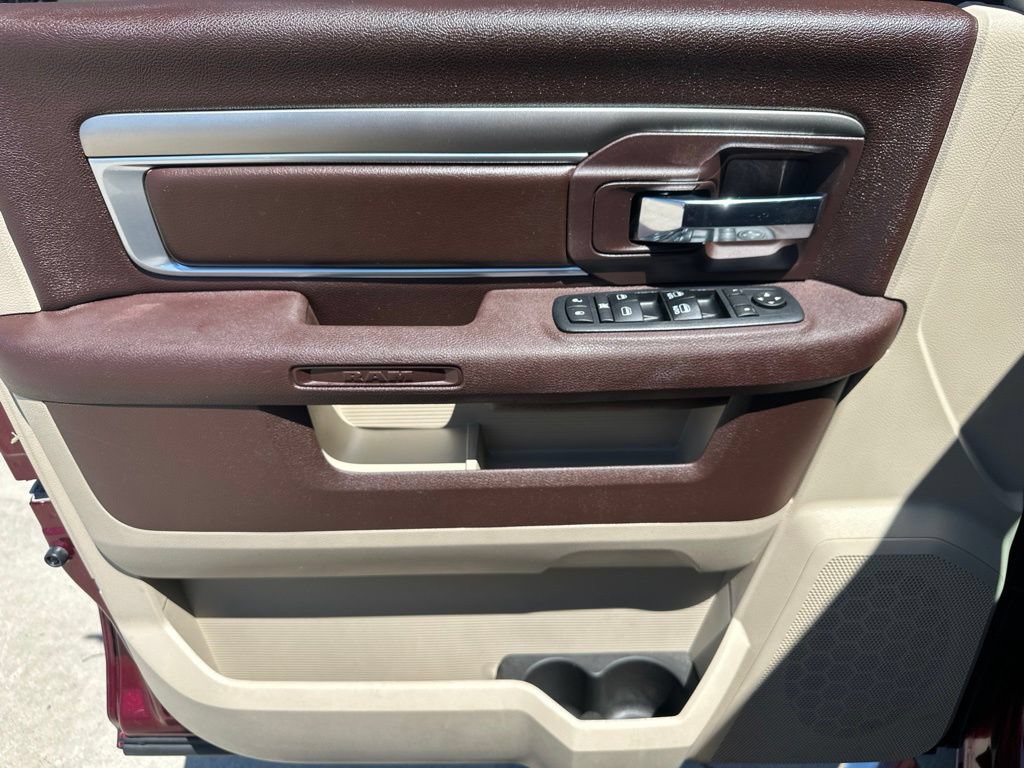 Used 2017 RAM 1500 Classic SLT RWD image 19
