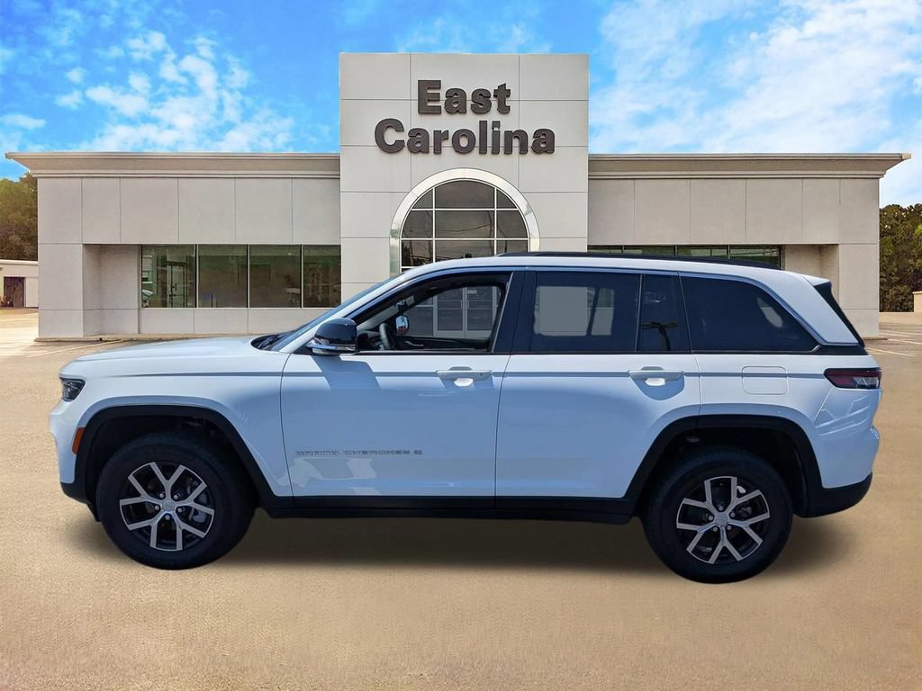Used 2025 Jeep Grand Cherokee Limited w/ Trailer Tow Package RWD image 6