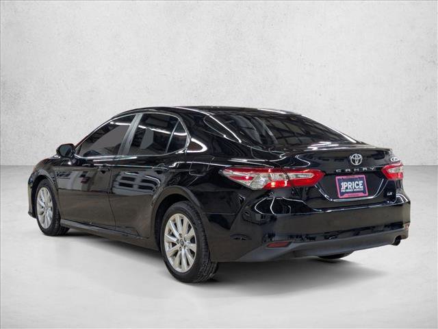 Used 2018 Toyota Camry LE image 7
