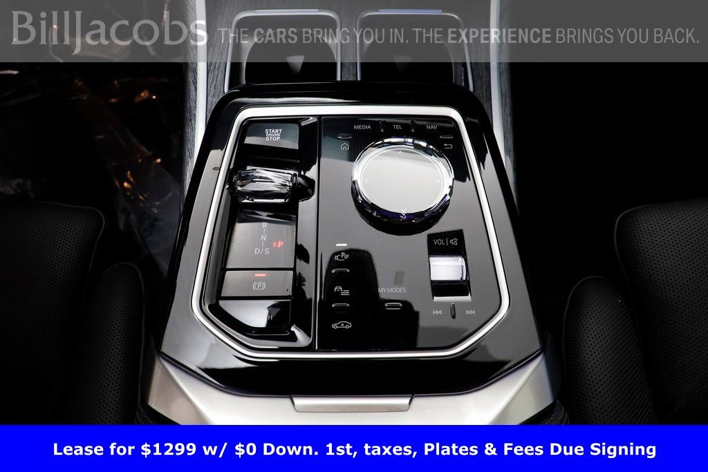 Certified 2025 BMW 760i xDrive w/ Executive Package image 13