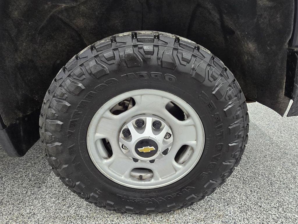 Used 2024 Chevrolet Silverado 2500 W/T w/ WT Convenience Package AWD/4WD image 28