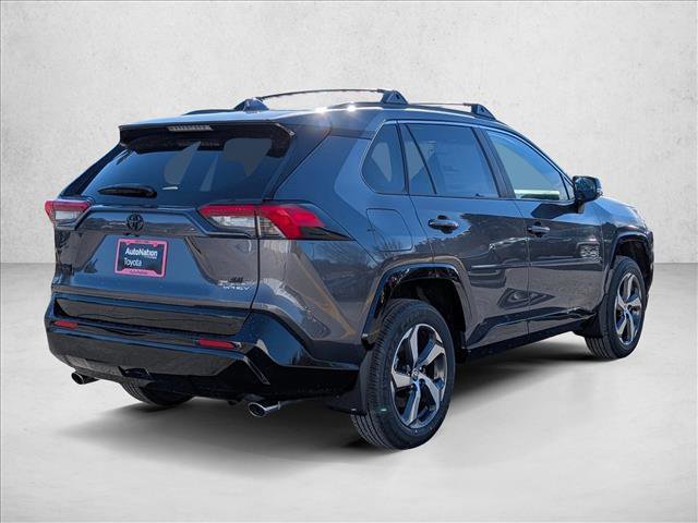 New 2025 Toyota RAV4 SE image 2