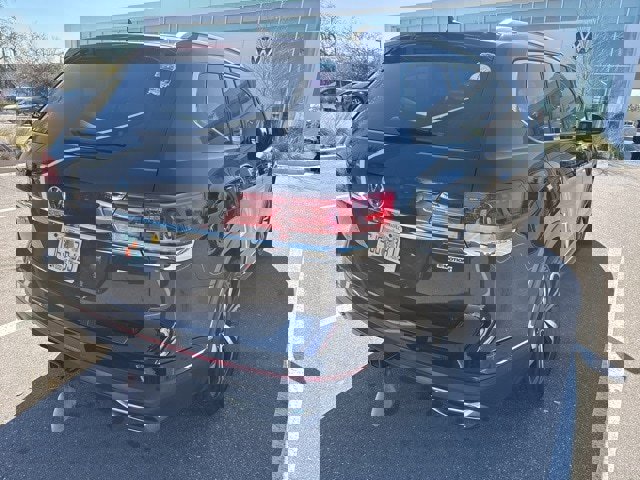 Used 2021 Volkswagen Atlas SEL Premium image 9