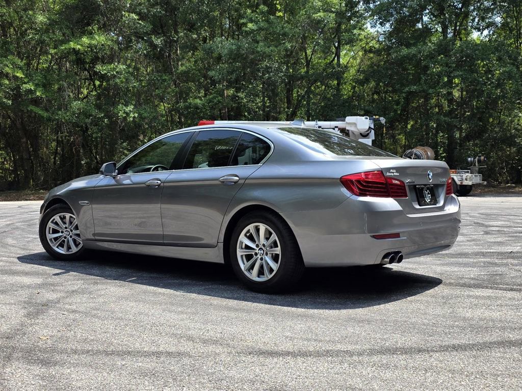 Used 2016 BMW 528i xDrive Sedan AWD/4WD image 4