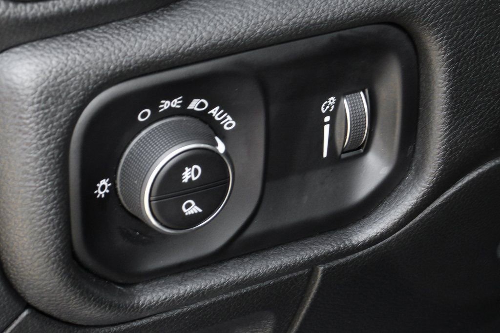 Used 2023 RAM 1500 Tradesman image 18