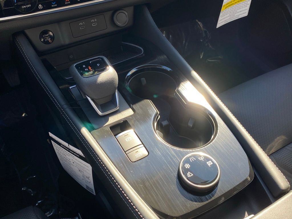 New 2026 Nissan Rogue Platinum w/ Platinum Premium Package image 31