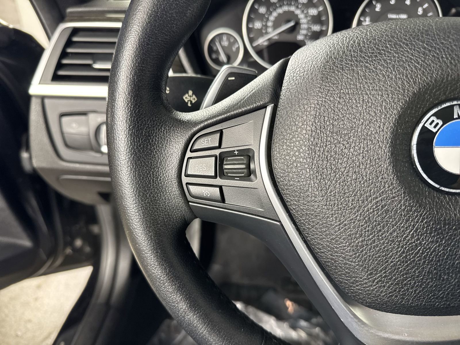 Used 2016 BMW 328i xDrive Sedan image 12