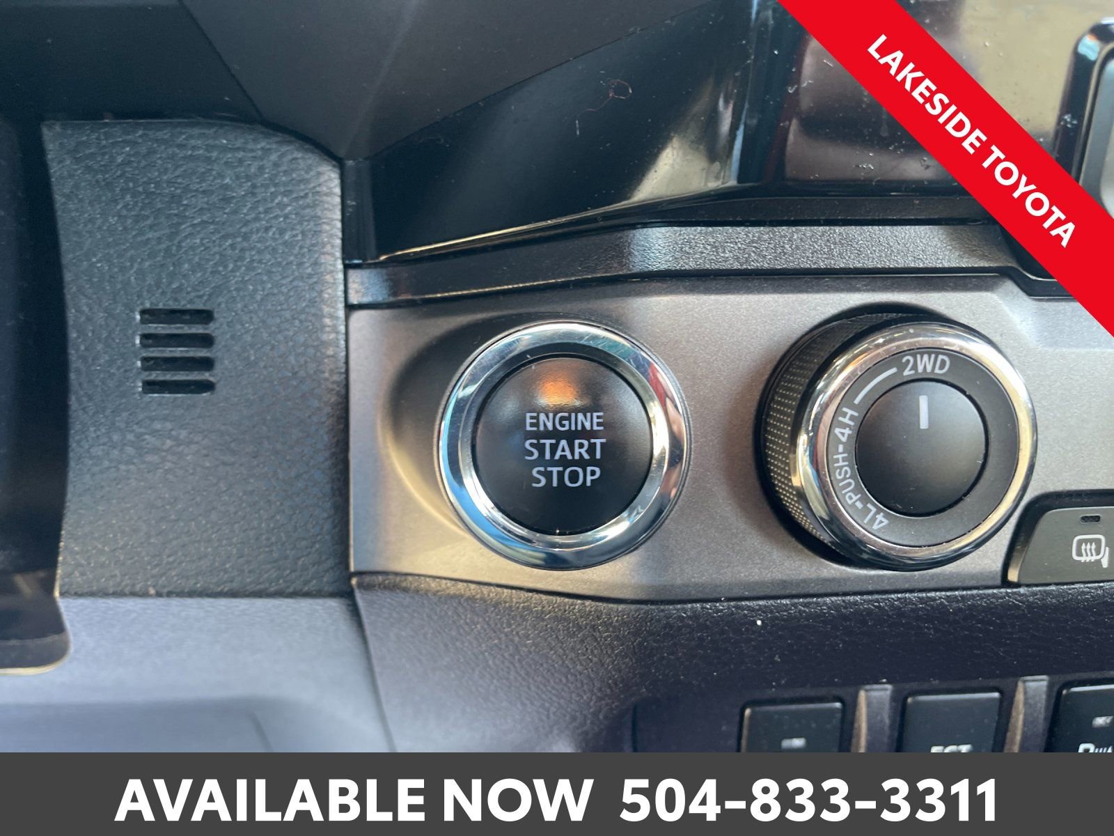 Used 2018 Toyota Tacoma TRD Sport image 32