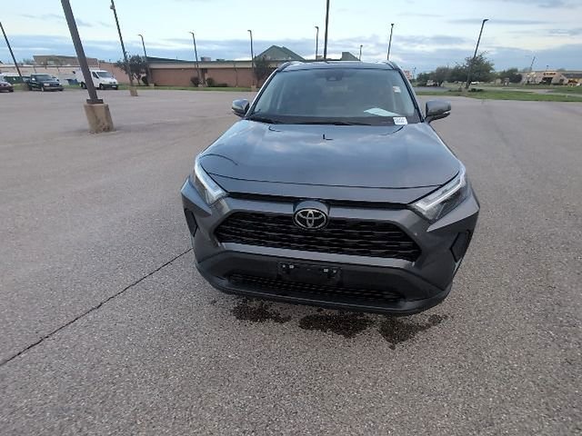 Used 2025 Toyota RAV4 XLE w/ Convenience Package image 17