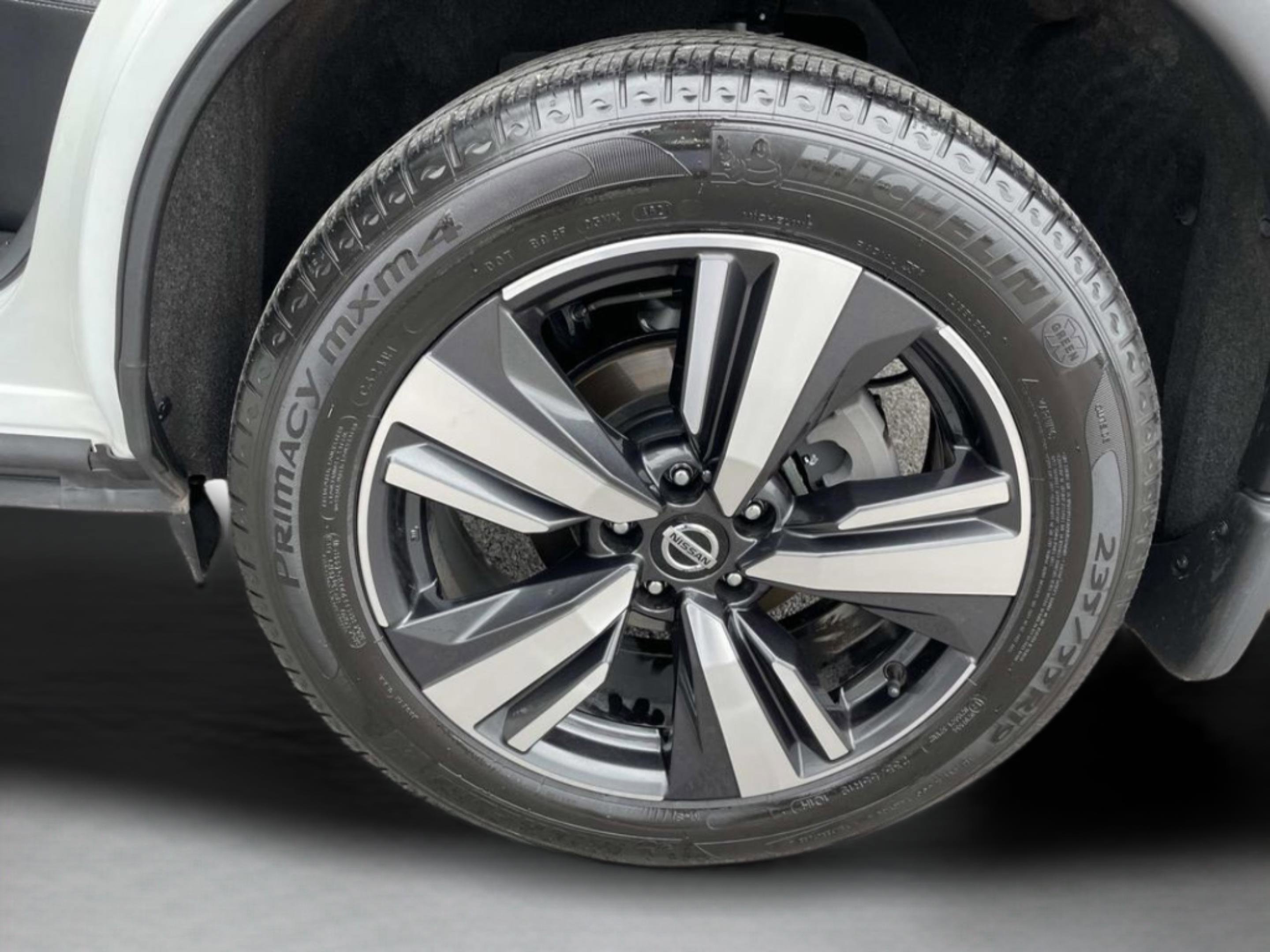 Used 2021 Nissan Rogue Platinum FWD image 31