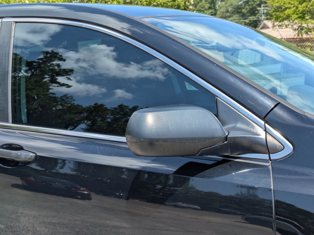 Used 2017 Honda CR-V LX image 11