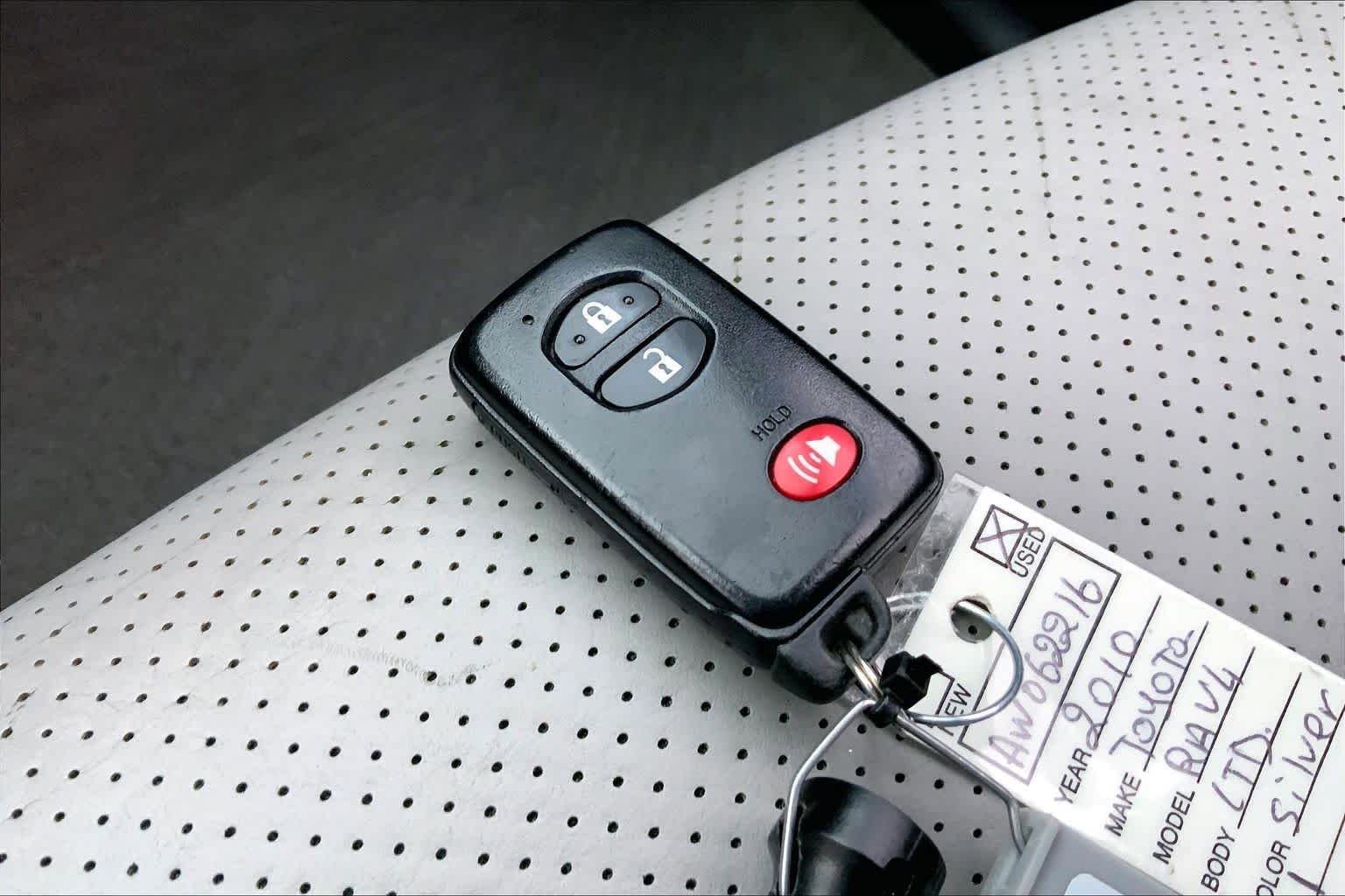 Used 2010 Toyota RAV4 Limited AWD/4WD image 14