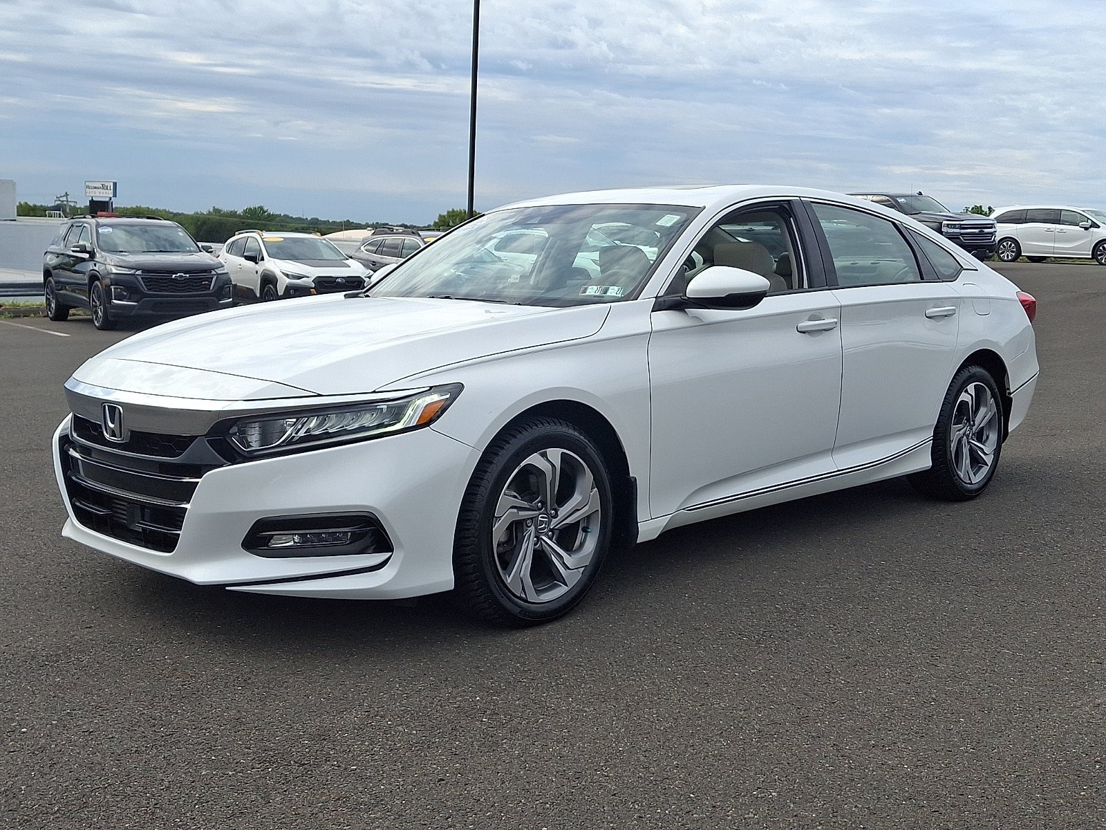 Used 2019 Honda Accord EX-L image 3