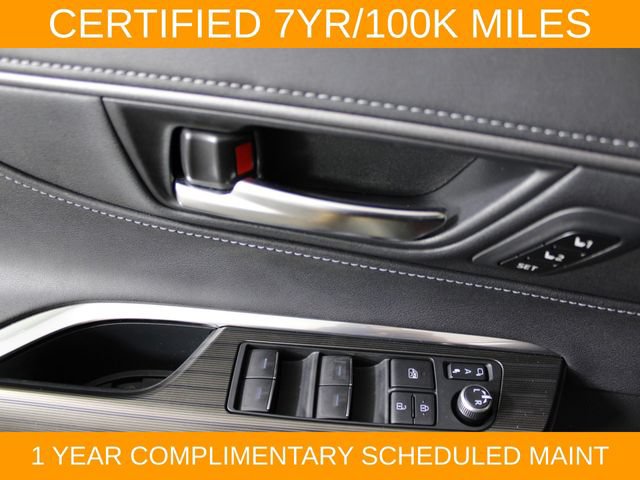 Used 2021 Toyota Venza XLE w/ Softex Package AWD/4WD image 17