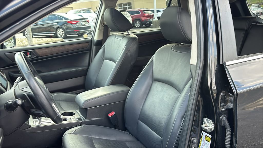 Used 2017 Subaru Outback 2.5i Limited AWD/4WD image 10