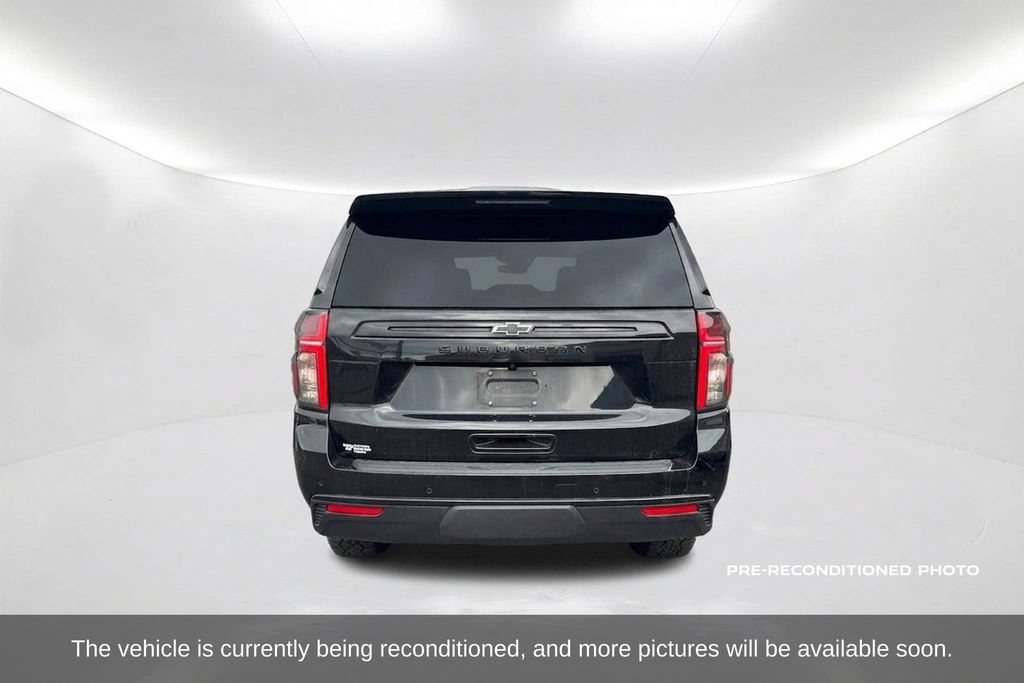 Used 2023 Chevrolet Suburban Z71 w/ Luxury Package AWD/4WD image 7
