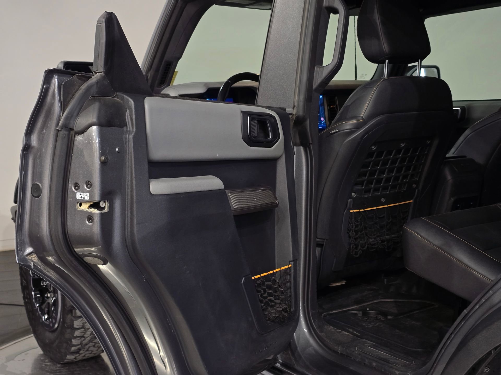 Used 2021 Ford Bronco Badlands image 34