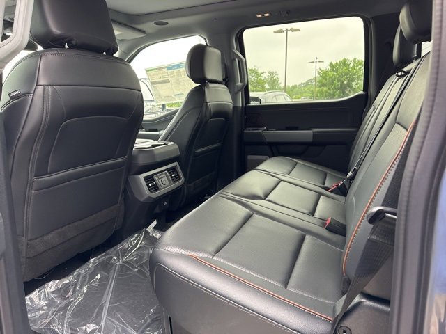 New 2025 Ford F350 Lariat w/ Lariat Ultimate Package image 8