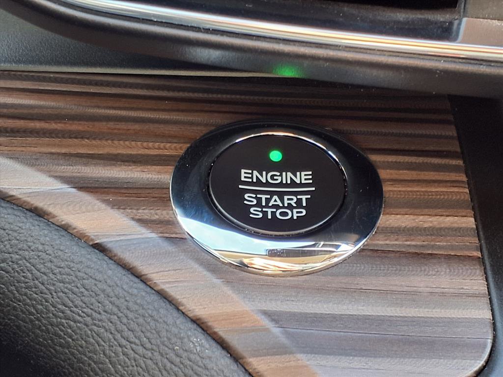 Used 2020 Ford Explorer Limited image 11