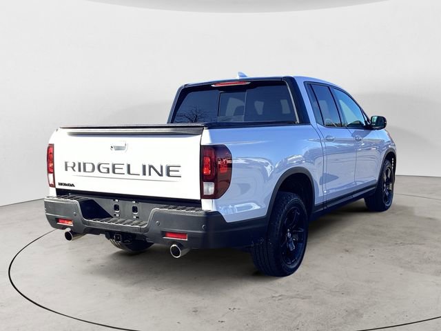 Used 2025 Honda Ridgeline Black Edition image 5