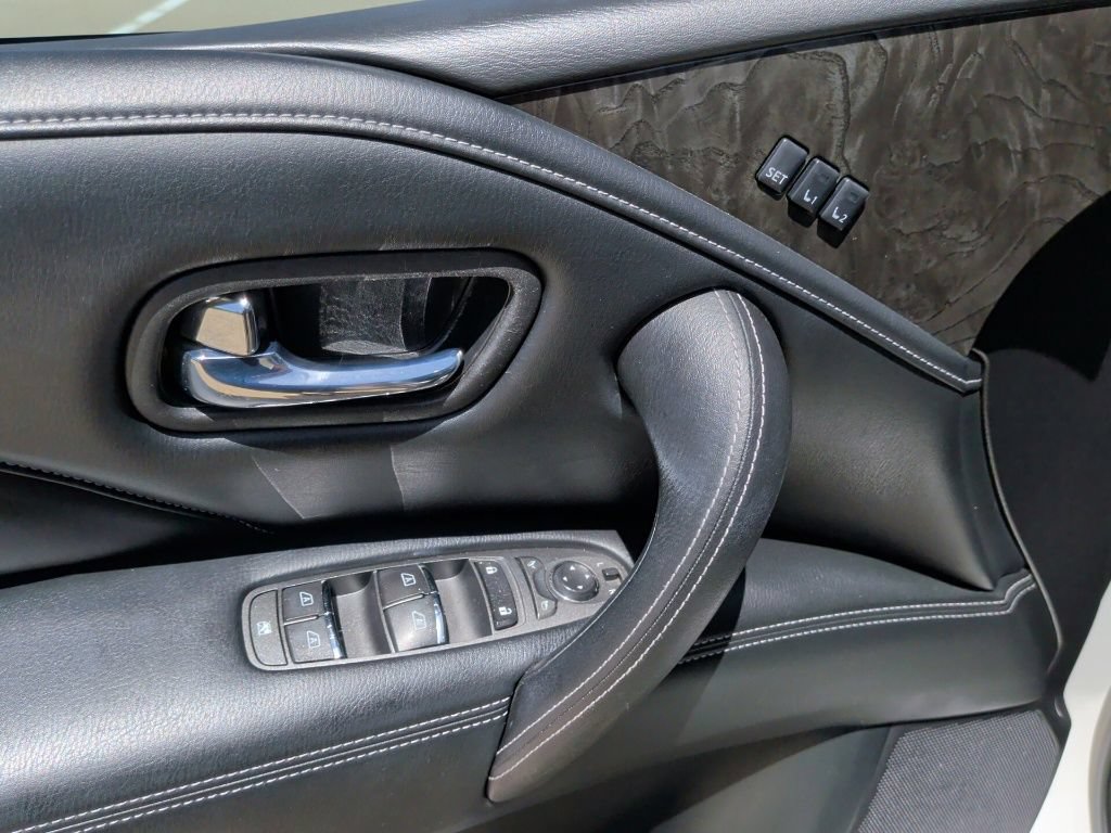 Used 2020 INFINITI QX80 Luxe RWD image 12