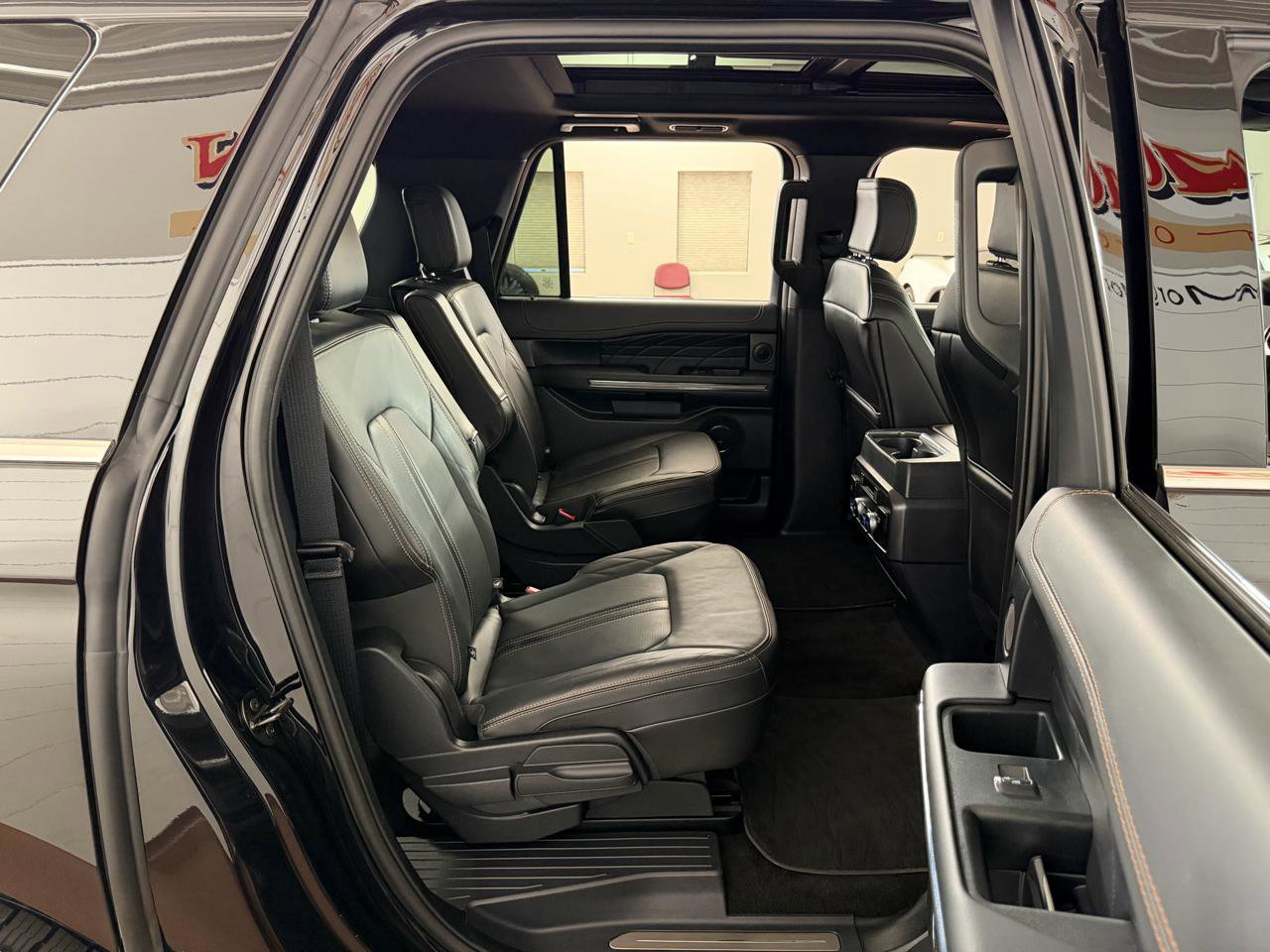 Used 2023 Ford Expedition Max Platinum AWD/4WD image 44