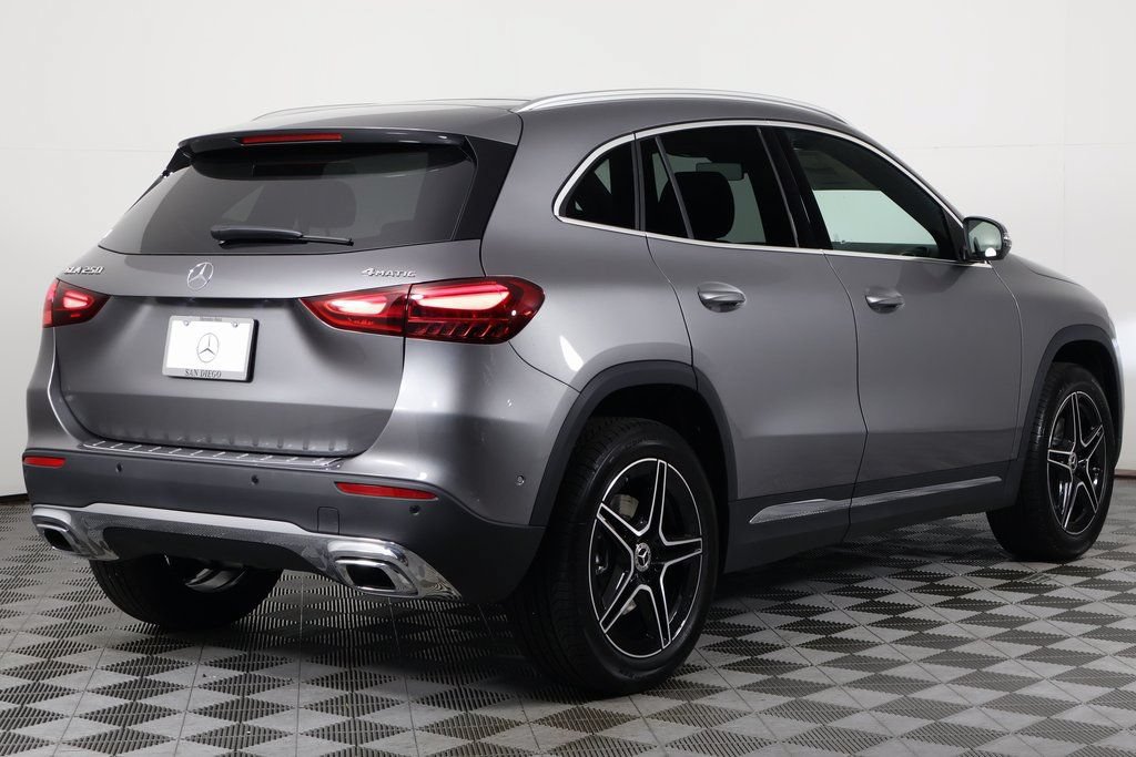New 2026 Mercedes-Benz GLA 250 4MATIC image 2